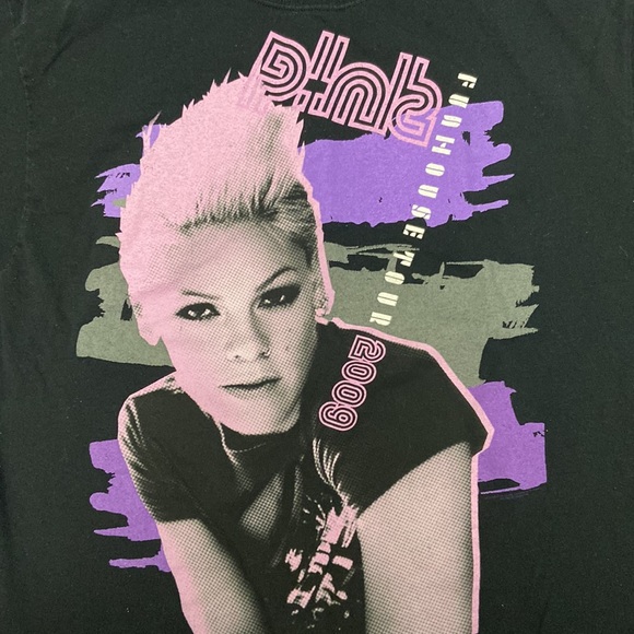 P!nk 2009 Funhouse Tour shirt size L - Picture 2 of 4